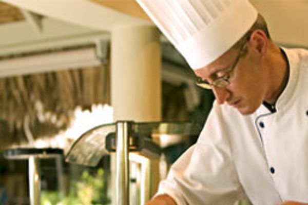 Sofitel Tahiti Maeva Beach Resort (Outu Maoro)